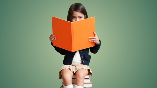 Ha a nyelvet játékosan tanulják a gyerekek, egyszerre szakadnak ki a kórházi mindennapokból és szereznek meg észrevétlenül rengeteg tudást