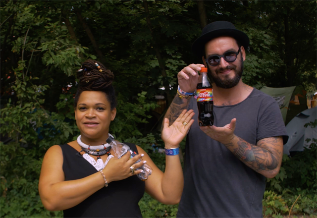 Szigeteljünk tudatosan, Sena és Wolfie segít: Felelős fesztiválozói tippek