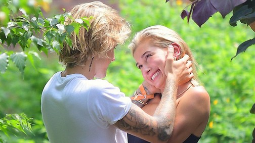 Justin Bieber pornóbajusszal hódít