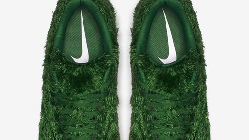 Őrület: A Nike új sportcipőjének köszönhetően a lábadon lesz a fű, nem pedig alatta
