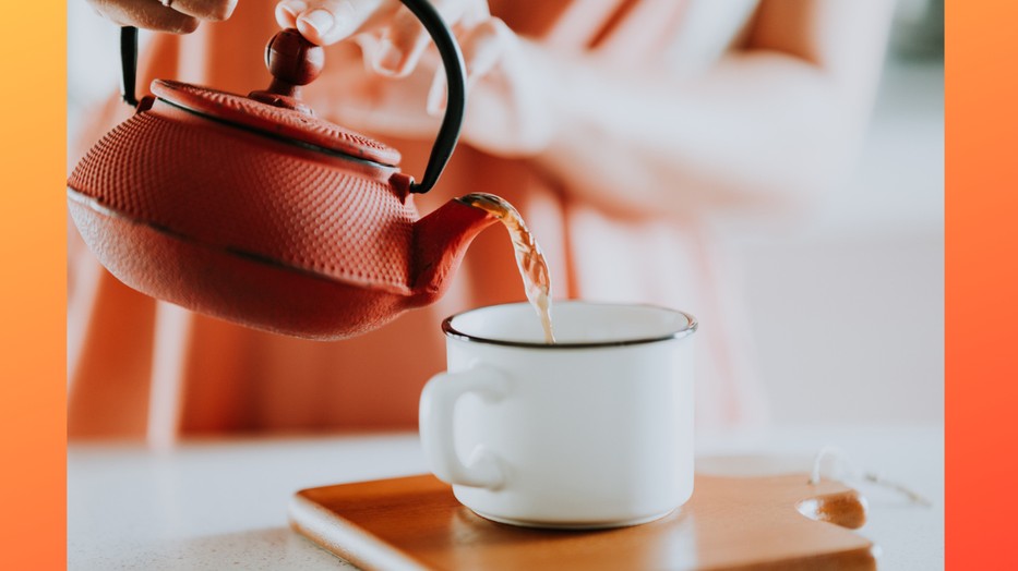 Tudtad, hogy a gyömbéres víz és a zöld tea is segít a hasi zsír elleni harcban? Ha viszont nem cél - és nem kell, hogy az legyen -, akkor is érdemes beépítened őket, mert nagyon egészségesek