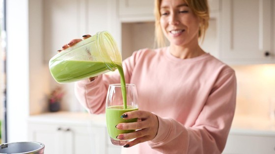 Sokan tapasztalják, hogy a krémek hatása csak átmeneti, hiszen a bőrnek belülről is szüksége van a táplálásra. 
