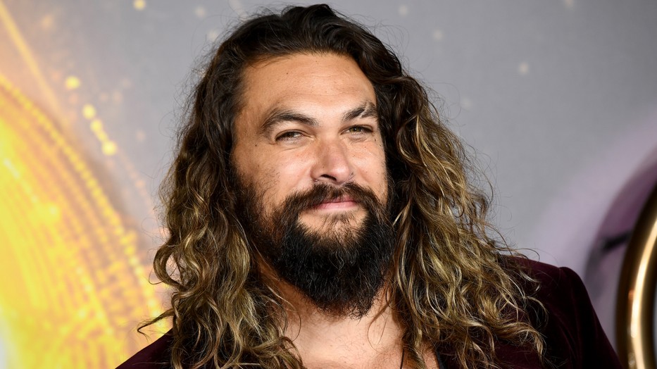 Jason Momoa levágatta a haját egy jó ügyért