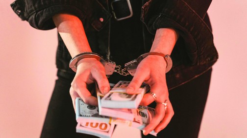 „Hülye voltam, de azért még nem kellett volna kirabolni" - olvasóink mesélnek, hogyan verték át őket az online térben