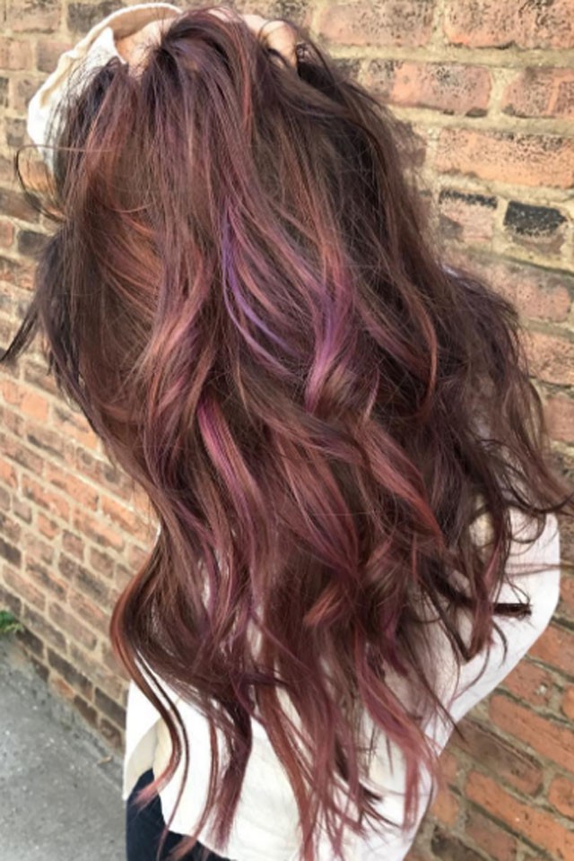 hajszín, hajfestés, csokoládé mályva, fodrász