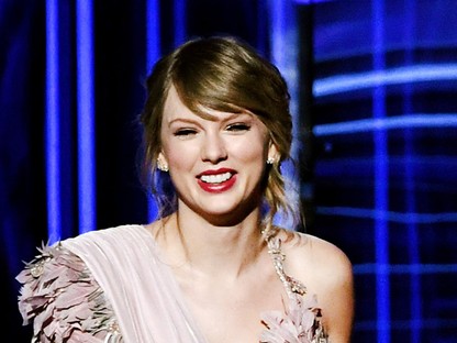 Taylor Swift megható szavakat intézett a melegközösség tagjaihoz