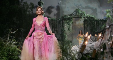 Az első fotók Linda Evangelista szupermodellről a félresikerült plasztikai beavatkozása óta