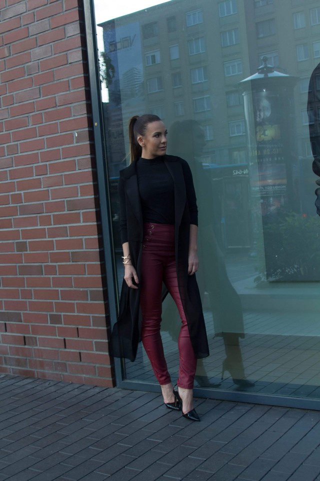 De jó, hogy Szimonetta végül ezt a szettet vette fel ma