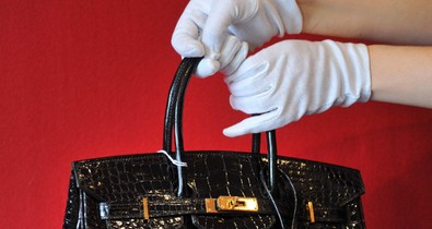 Már ez a világ legdrágább táskája: 67 millió forintért adták el