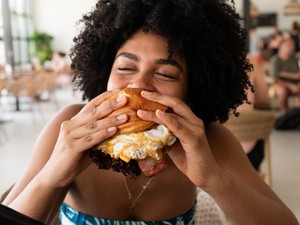 5 élelmiszer, ami károsíthatja az agyműködésedet a neurológus szerint