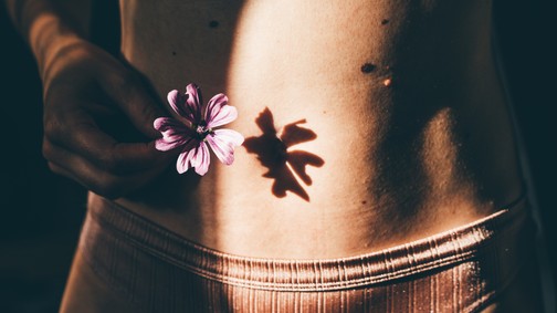 Az endometriózisnak mélyebb, spirituális oka is lehet: a tested elutasítja női erejét