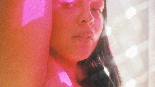 Szőrös hónalj, kerekded formák - Éljen a természetesség!