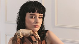 Madonna, Katy Perry és Rihanna is rajong érte – A Pécsi kesztyű története