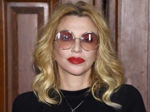 Múlt hétig senkit nem érdekelt, de 12 éve Courtney Love már szólt, hogy Weinstein veszélyes
