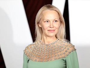 Pamela Anderson istennőként tündökölt a GLAMOUR Women of the Year gálán: mutatjuk a leggyönyörűbb ruhákat