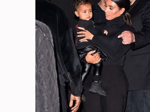 Ahol a Kardashian-West család felbukkan, más divatos ember nem marad