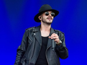 Azahriah óriási bejelentést tett: visszatért, és nem is akárhogyan