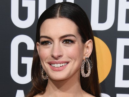 Anne Hathaway a legdögösebb leopárd volt a vörös szőnyegen