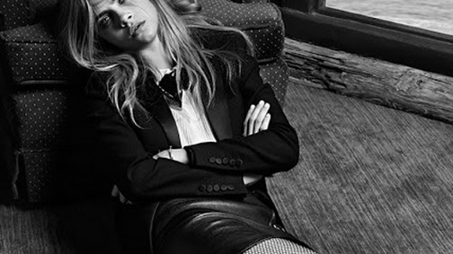 Cara Delevingne a Saint Laurent őszi kampányában rock sztárral lazázik