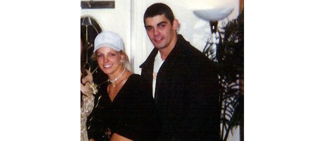 válás, sztárpár, sztárok válása, legrövidebb házasságok, házasság, las vegas, bradley cooper, cher, pamela anderson, carmen electra, kim kardashian, britney spears