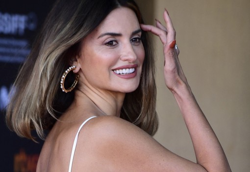 Penélope Cruz rövid szőke haja valami eszméletlenül gyönyörű
