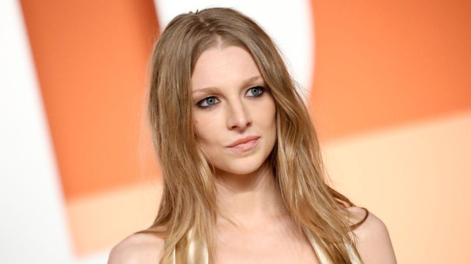 Hunter Schafer mesésen néz ki friss fotóján