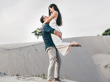 Mégis kinek a feladata kifizetni a nászutat? A szakértőnek egészen konkrét válasza van, és nem biztos, hogy tetszeni fog