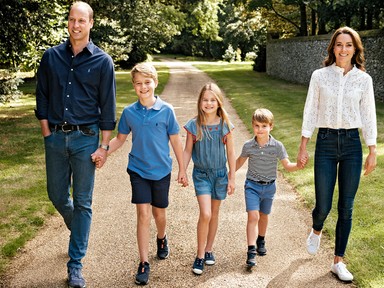 Észreveszel valami furcsát a királyi család karácsonyi fotóján?