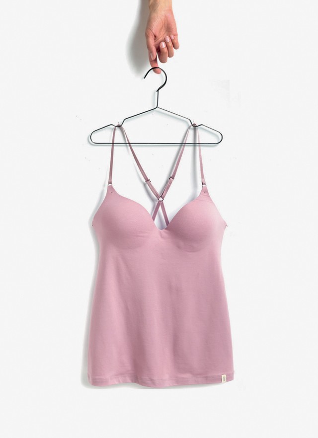 A sloggi bemutatja az első prémium fehérnemű kollekcióját, az S by sloggi-t