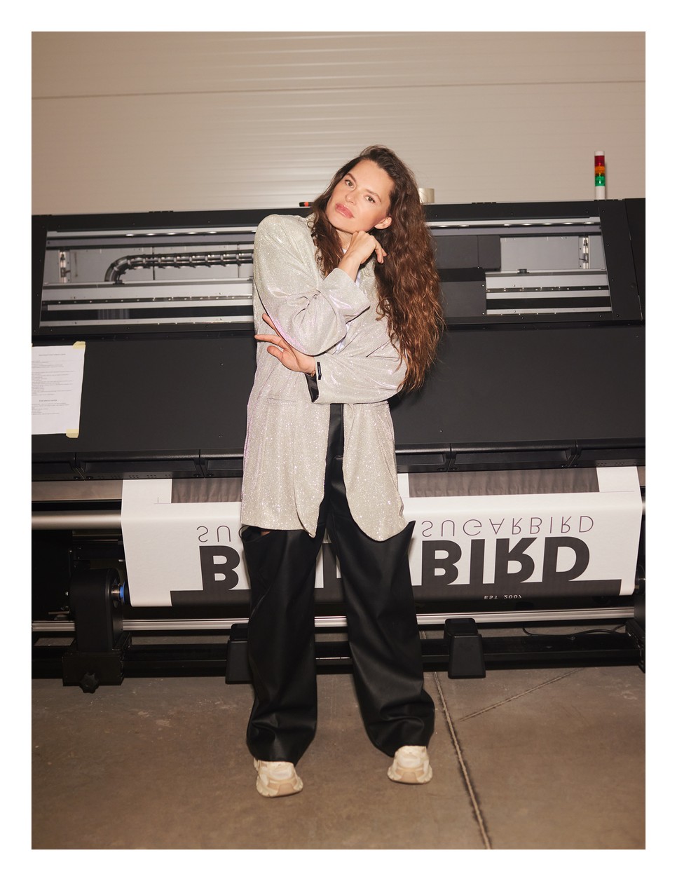 Jagasics V Hedig a Sugarbird kreatív vezetője és tulajdonosa mindig is böszke volt arra, hogy a Viharsarokból származik, számtalan kreatív projektet szentelt a régiónak