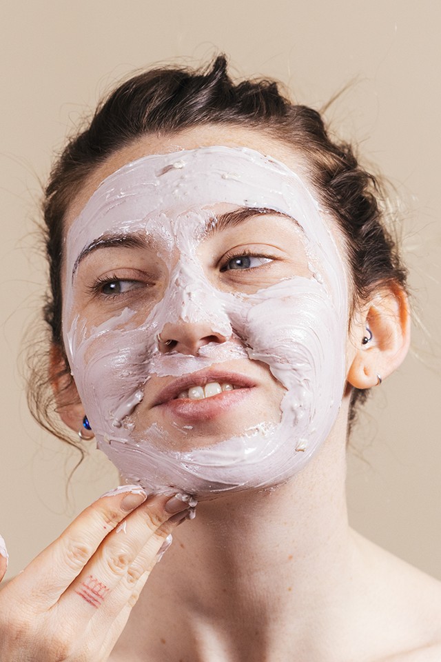 Dobd fel az otthon töltött időt! Ez a néhány szépségpraktika segítségedre lesz!