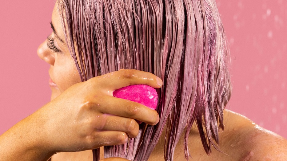 Viszlát műanyag flakonok, éljen a pucér hajápolás!