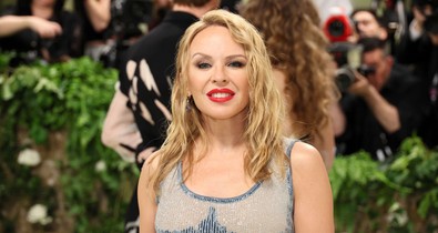 Itt a bizonyíték, hogy Kylie Minogue, a 2024-es Sziget megnyitója a világ egyik legstílusosabb ikonja