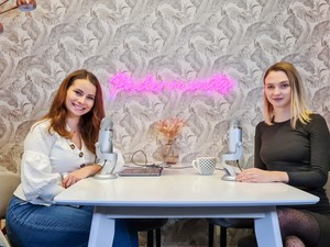 Púdermentes podcast: Most úgy érzed, hogy mélyrepülés az életed? Itt az ejtőernyő hozzá!