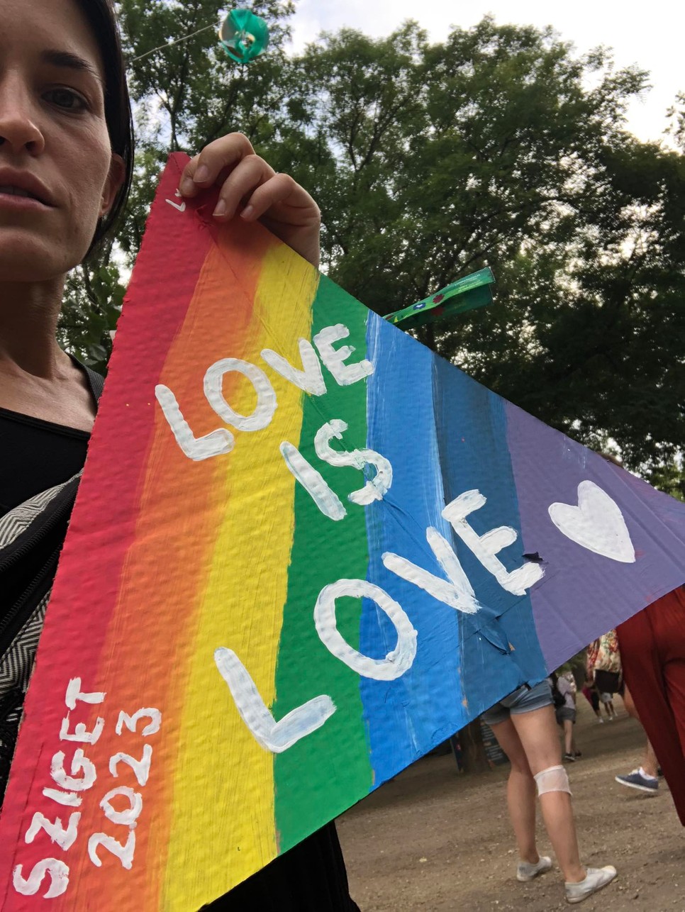 Kudron Anna, a Pinkponilo alapító ügyvezetője a Sziget Fesztivál klímaaktivista mozgalmán