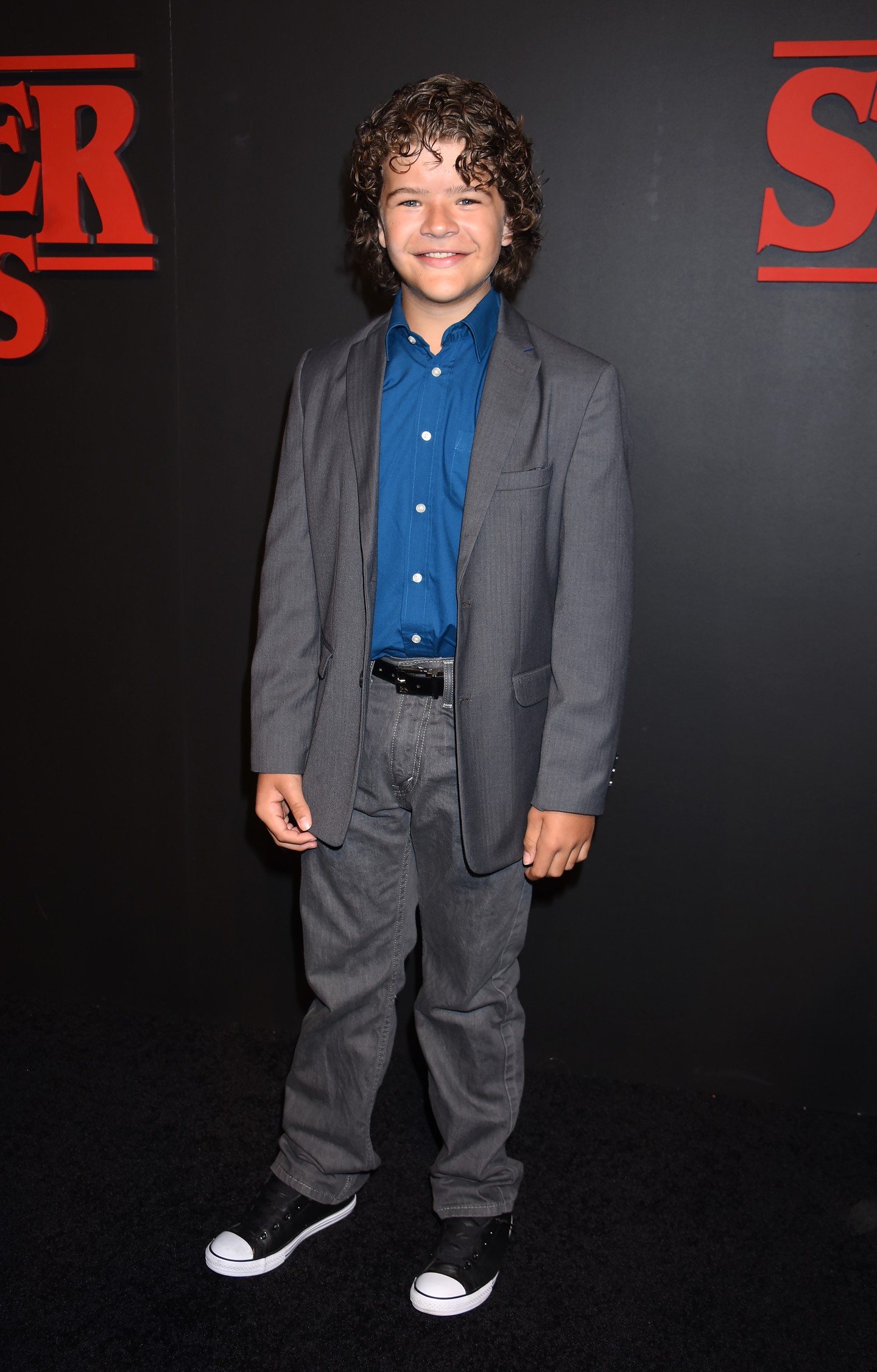 Gaten Matarazzo (Dustin) az első évad premierjén 