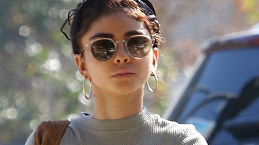 Sarah Hyland megelégelte a szexi halloween jelmezeket és a totál ellenkezőjének öltözött