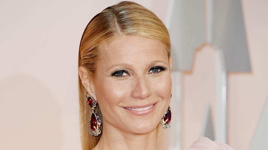 Meditáció, agyagos arcpakolás - A legsikeresebb hírességek meglepő reggeli rituáléi