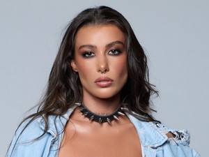 Tóth Andi új fotói felperzselik az internetet, hatalmas dobással készül az X-Faktor döntőjére