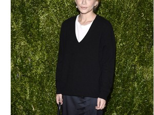 Tökéletes 70-es öregasszony Ashley Olsen