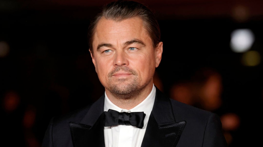 Talán nem túlzás azt állítani, hogy Leonardo DiCaprio a világ leghíresebb agglegénye: mostanra számos mémoldal foglalkozik azzal, hogy DiCaprio kizárólag 25 év alatti lányokkal randizik