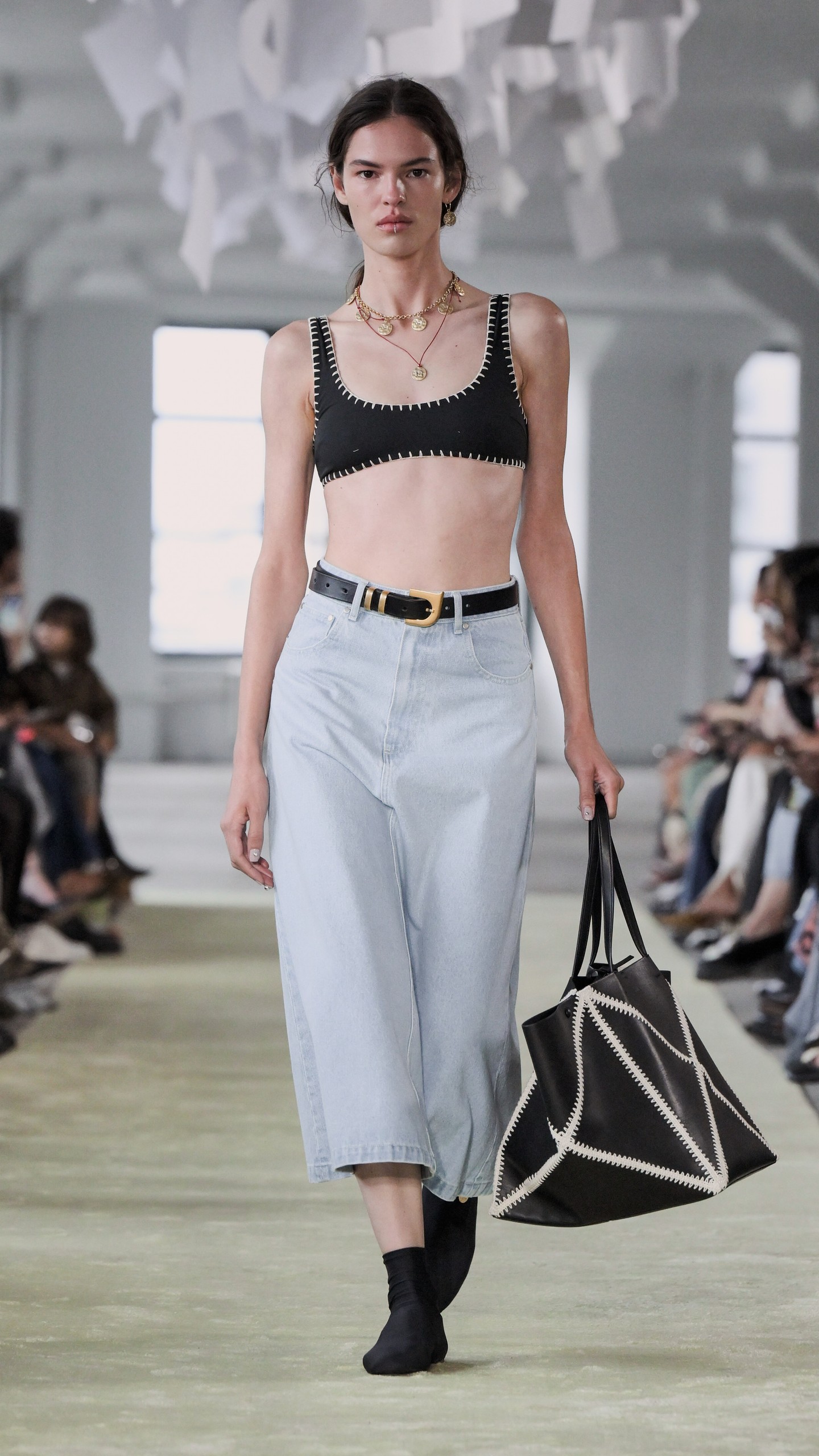 Nanushka 2025 tavasz-nyár, New York Fashion Week