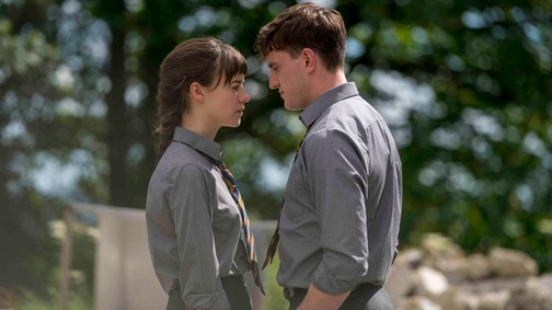 6 pikáns sorozat, ami pont olyan izgalmas, mint a Bridgerton