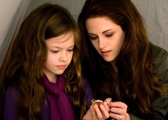 Kristen és Mackenzie az Alkonyatban