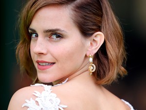 Emma Watson ruhája elképesztően különleges, de ezt elsőre sosem mondanád meg róla