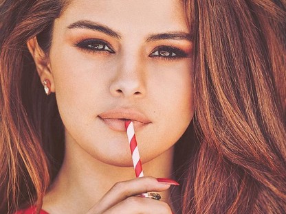 Selena Gomez hasonmása kiakasztotta az egész internetet