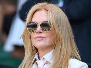 Ez a sármos férfi lehet Nicole Kidman új párja, a medence partján romantikáztak a szerelmesek
