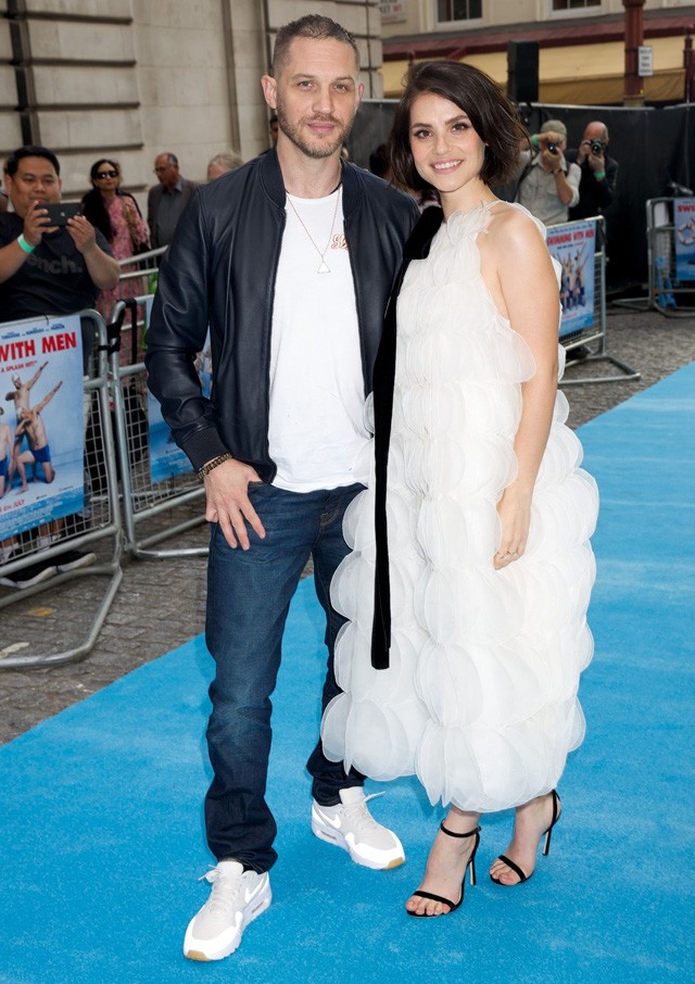 Tom Hardy és Charlotte Riley