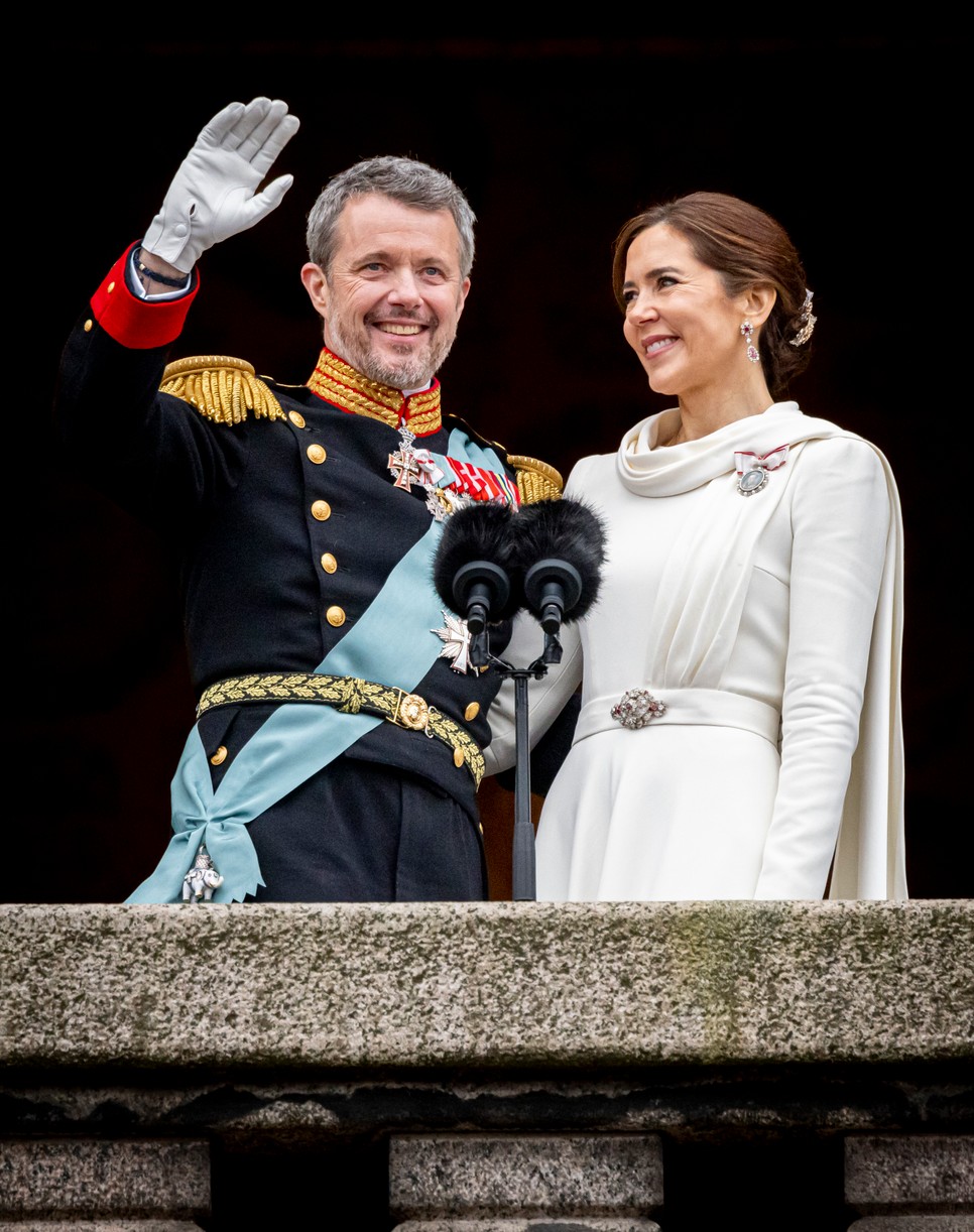 Mária királyné divatfronton is uralkodónő