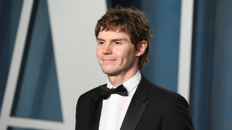 Evan Peters rendre szörnyetegeket alakít a képernyőn, pedig a legédesebb srác Hollywoodban